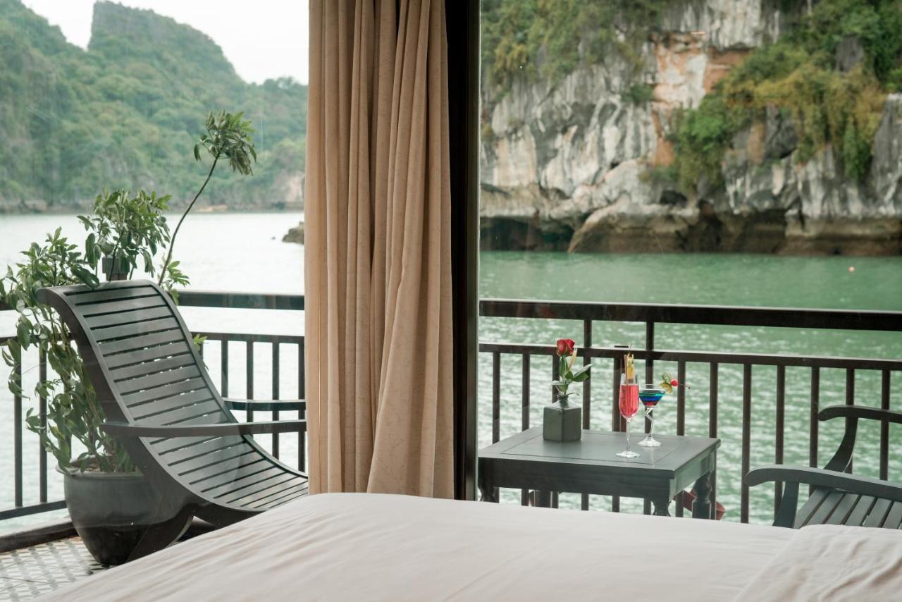 Sena Cruises - Wonder On Lan Ha Bay Hotel Ha Long Exterior photo